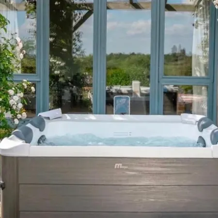 Апартаменты Eryvazur Валлорис